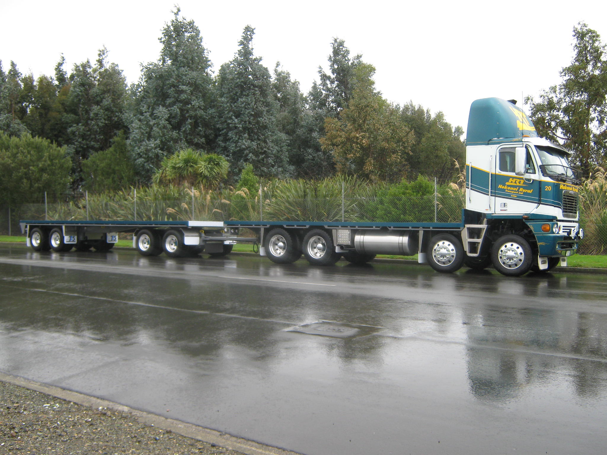 TES - Transport Engineering Southland | Stock trailers