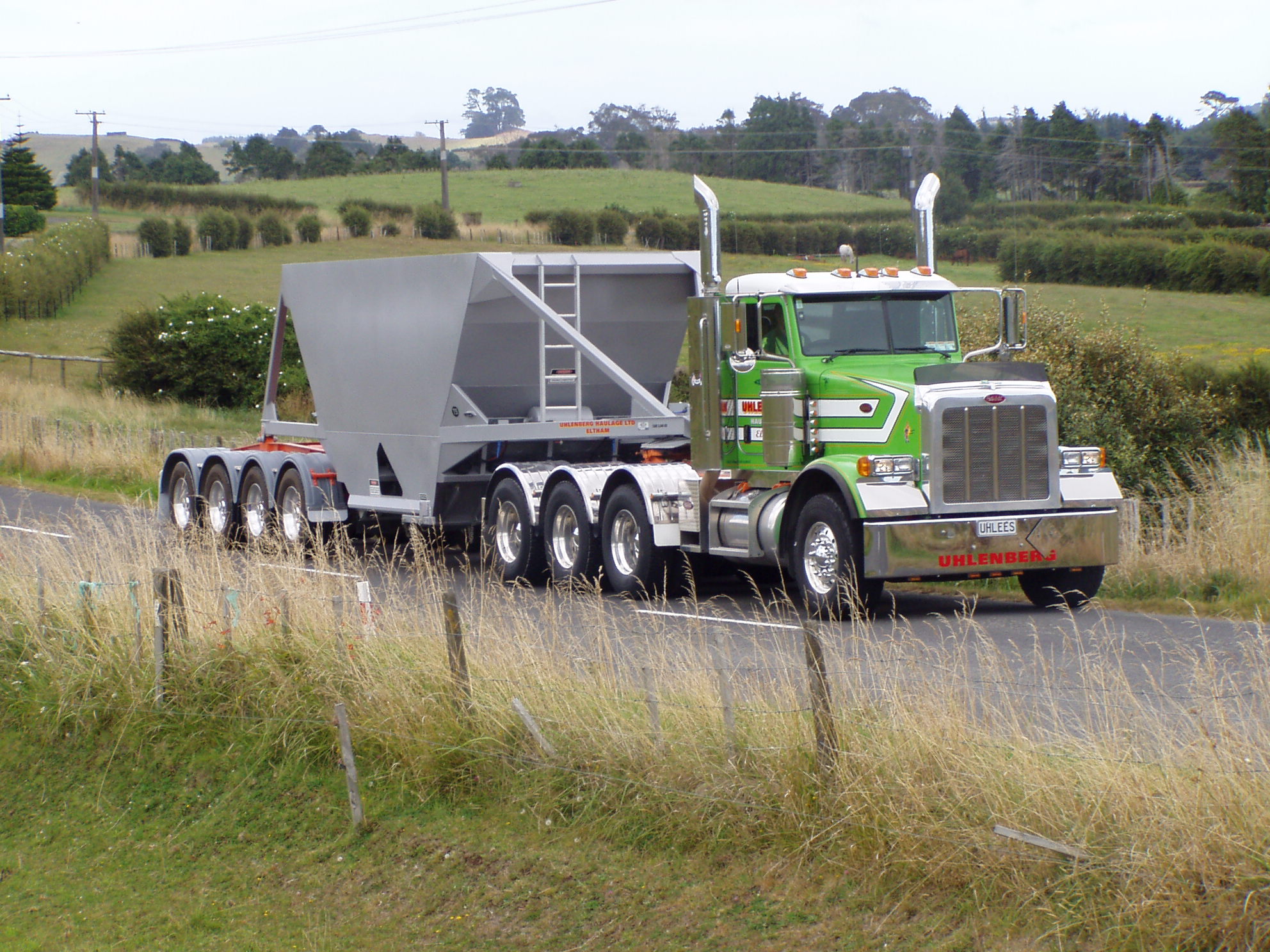 TES - Transport Engineering Southland | Belly/Bottom Dumper - Four Axle Semi